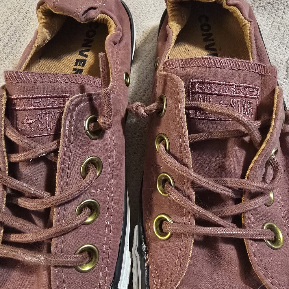 Converse Women's Sneakers in Burgundy and Mustard